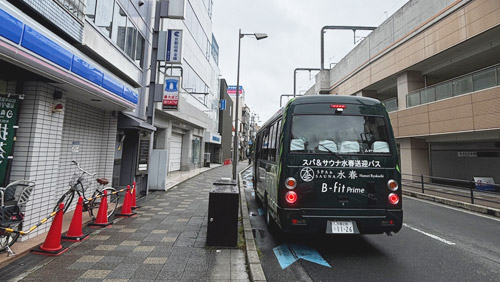 豊中駅周辺のバス発着場所の写真