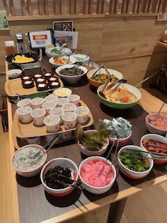 ご飯やお惣菜のコーナー