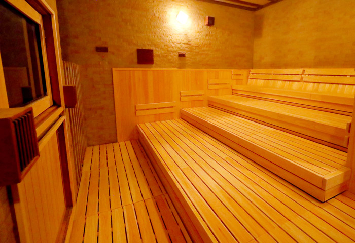 ロウリュサウナの室内